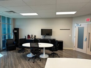 711 E Monument Ave, Dayton, OH for lease Interior Photo- Image 2 of 5