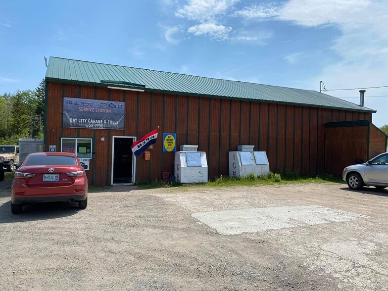 93 County Rd, Eastport, ME for sale - Primary Photo - Image 1 of 2