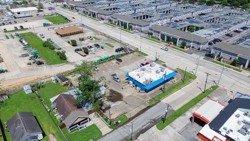 410 Richey St, Pasadena, TX for sale - Building Photo - Image 2 of 17