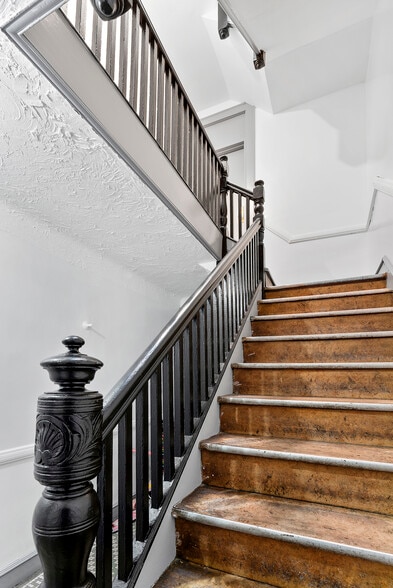 751 55th St, Brooklyn, NY à vendre - Photo du bâtiment - Image 2 de 11