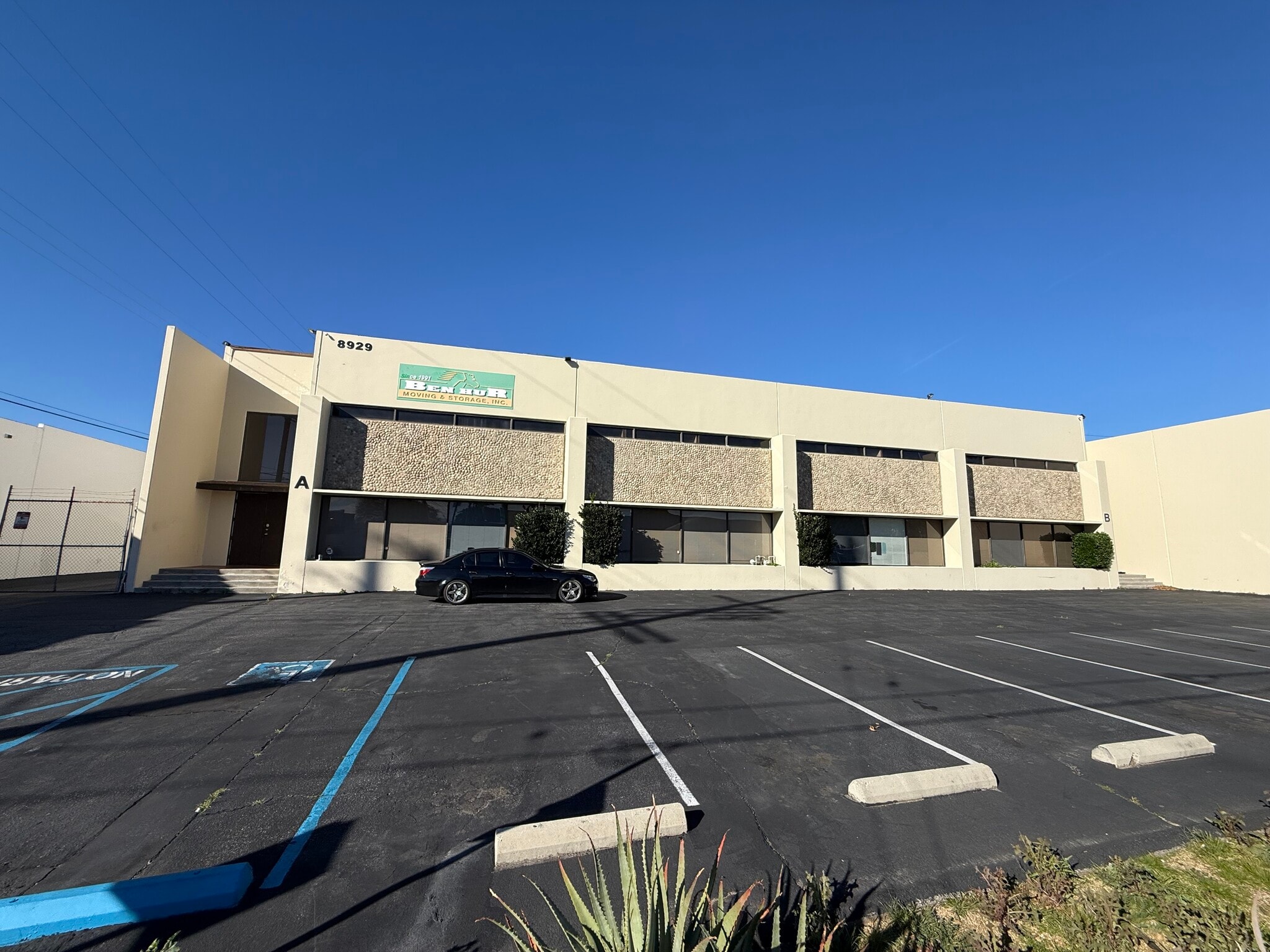 8929 Oso Ave, Chatsworth, CA for lease Primary Photo- Image 1 of 25