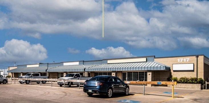 1717 Dublin Ave, Winnipeg, MB for lease - Building Photo - Image 1 of 1