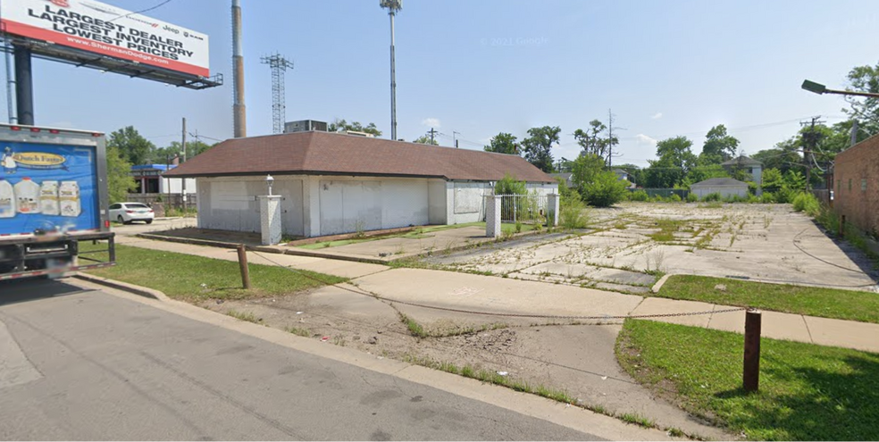 1933 N Harlem Ave, Chicago, IL à vendre - Photo du bâtiment - Image 2 de 2