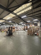 Industrial in Trappes for sale Interior Photo- Image 2 of 8