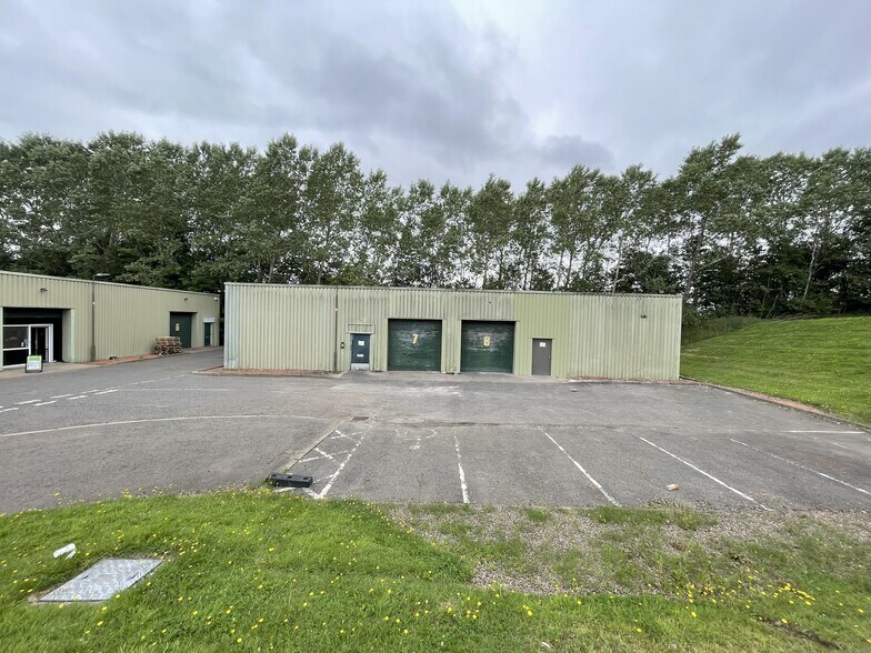 Polbeth Industrial Estate, Polbeth à louer - Photo du bâtiment - Image 3 de 10