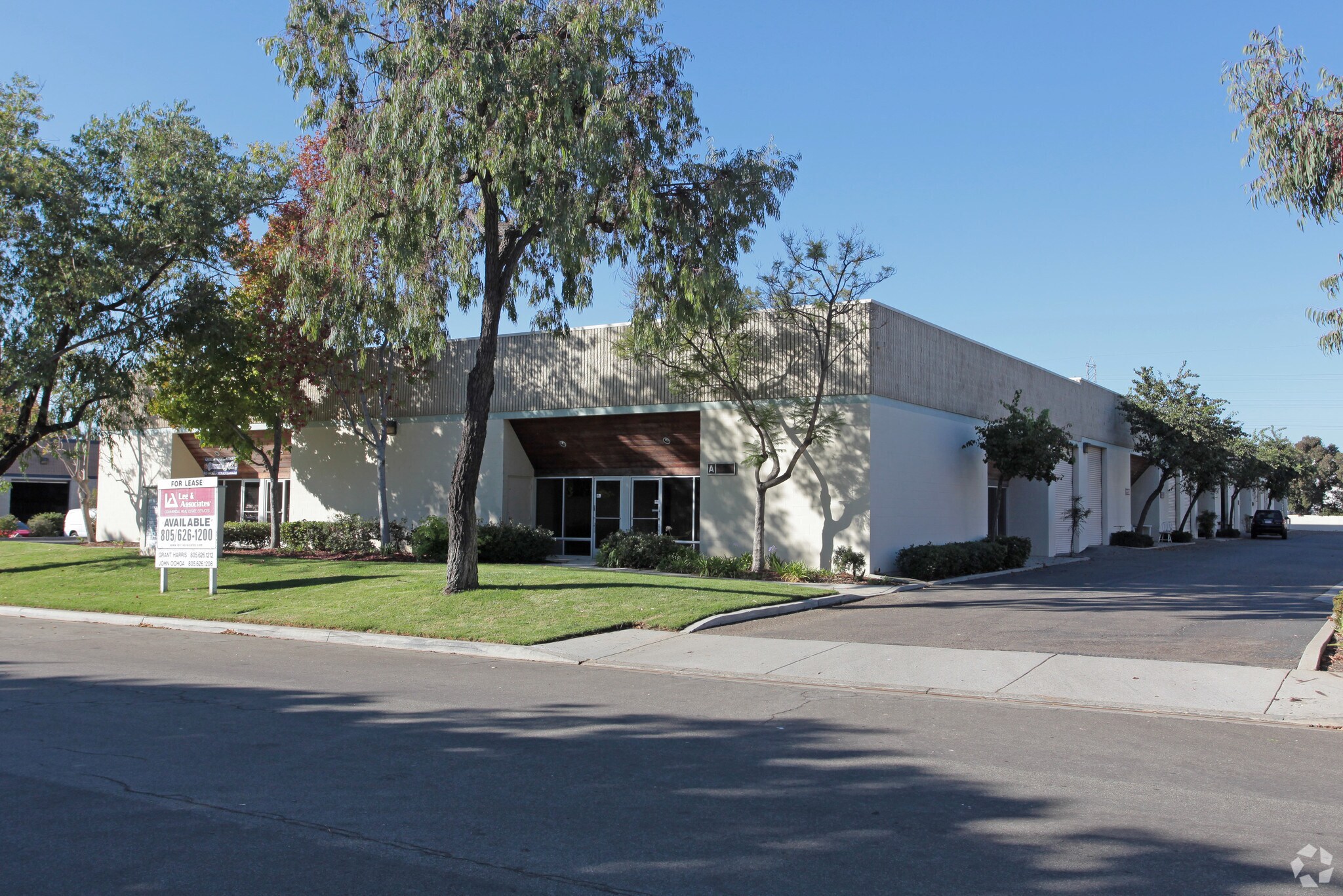 2889 Bunsen Ave, Ventura, CA for lease Primary Photo- Image 1 of 22