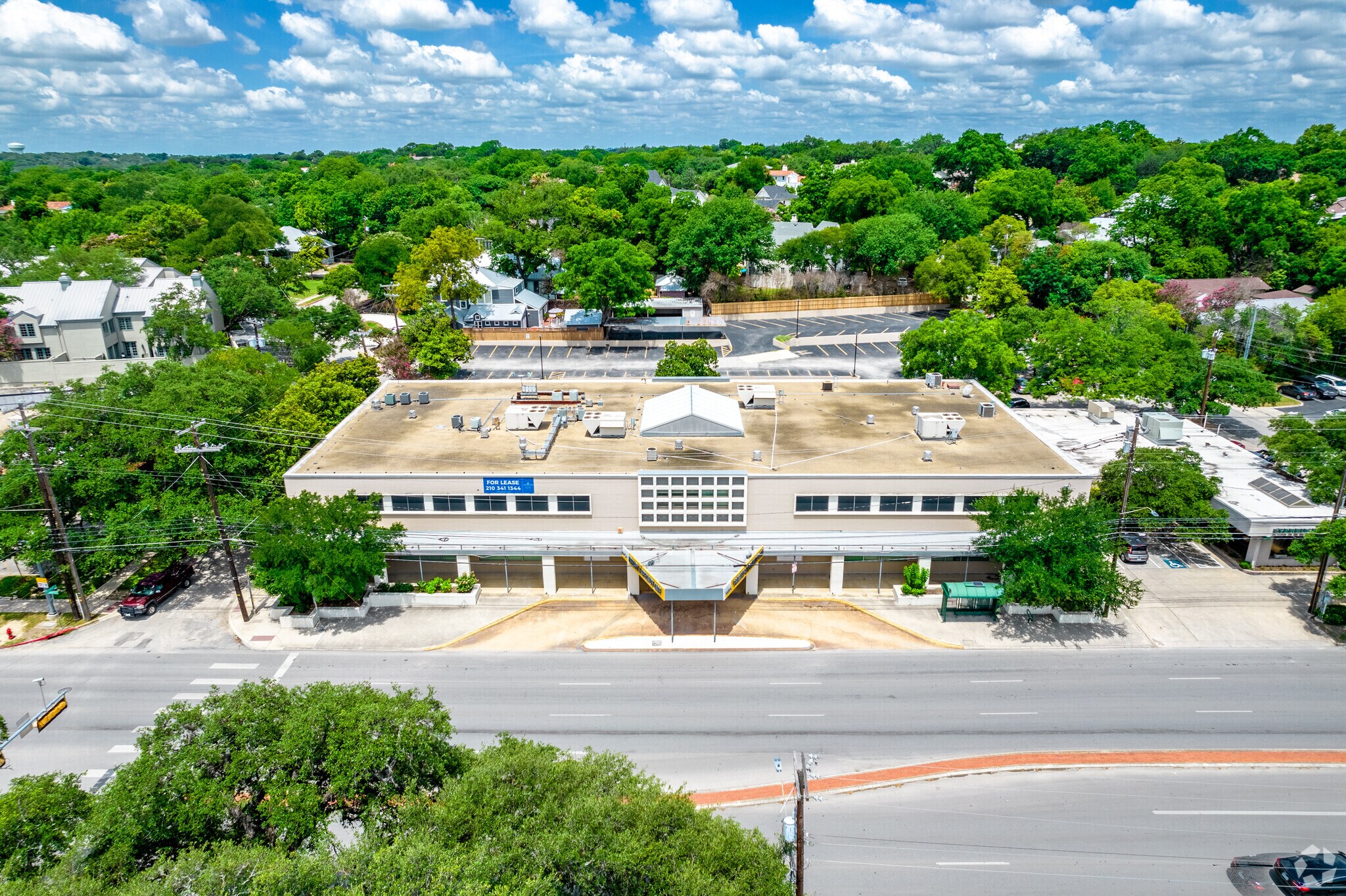 5307 Broadway St, San Antonio, TX à louer Photo du bâtiment- Image 1 de 5