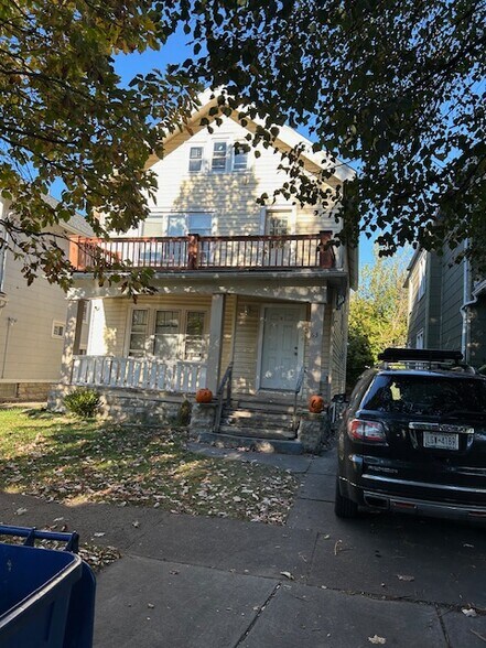 63 Montrose Ave, Buffalo, NY for sale - Primary Photo - Image 1 of 8