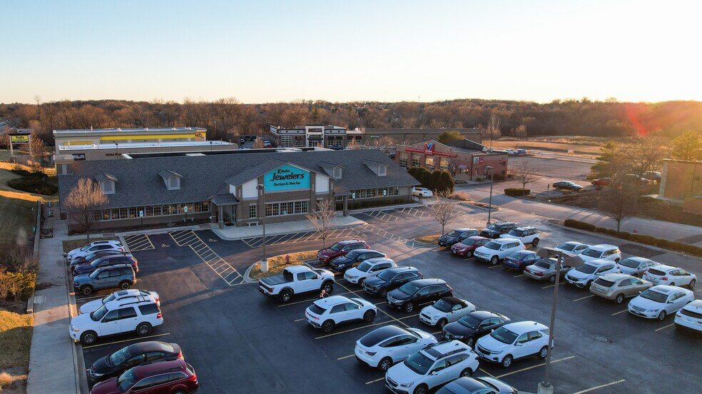 2030 Main St, Batavia, IL à louer - Photo du bâtiment - Image 3 de 13