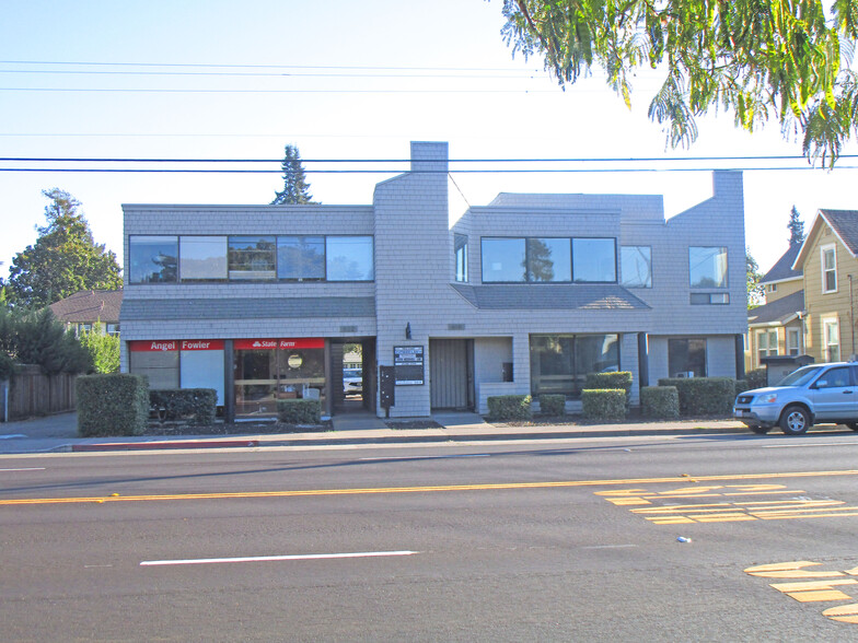 822 College Ave, Santa Rosa, CA à louer - Photo principale - Image 1 de 2