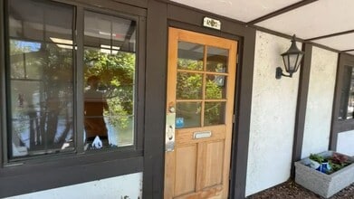 28200 Hwy 189, Lake Arrowhead, CA à louer - Vidéo sur l’inscription commerciale 