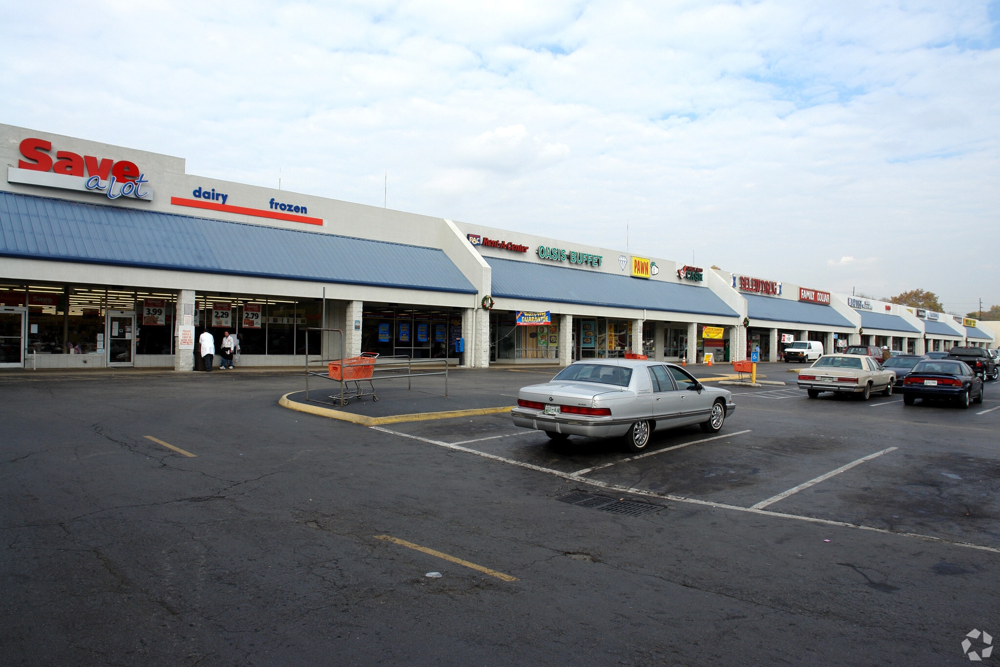 2001 N Broadway St, Knoxville, TN for sale Building Photo- Image 1 of 4