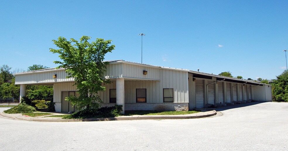 3400 Carlins Park Dr, Baltimore, MD à louer - Photo du bâtiment - Image 2 de 5