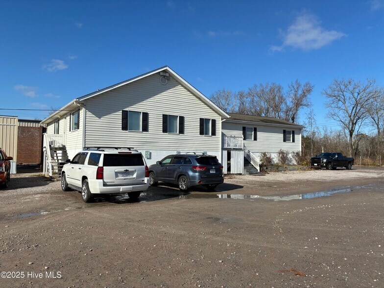 141 Knobbs Creek Dr, Elizabeth City, NC for sale - Building Photo - Image 2 of 71