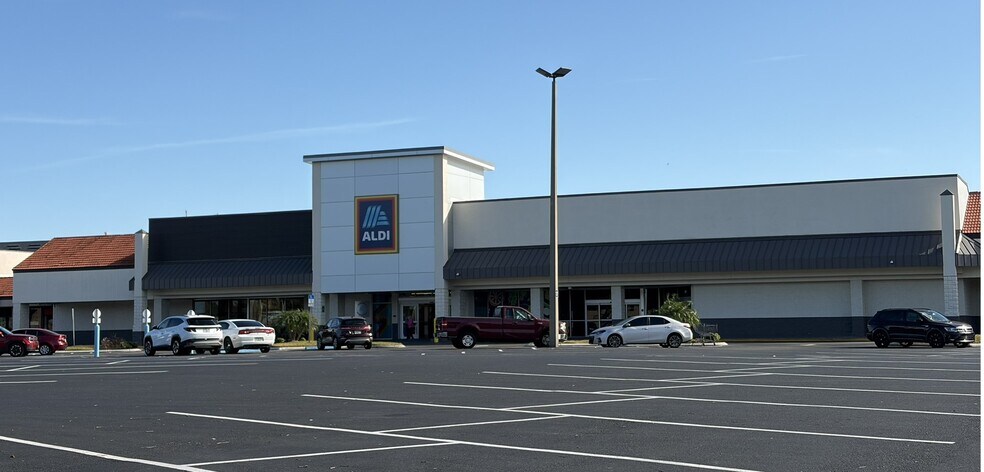 6830-6960 S Florida Ave, Lakeland, FL à louer - Photo principale - Image 1 de 6