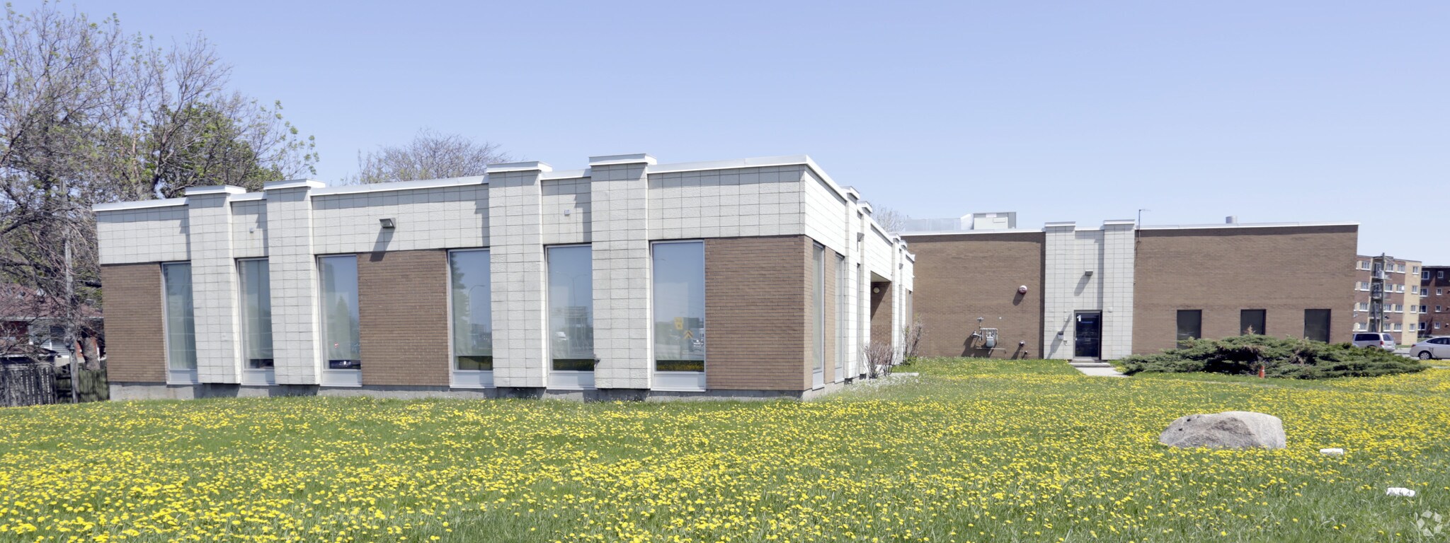 6155 Hwy Trans Canadienne, Montréal, QC à vendre Photo principale- Image 1 de 1