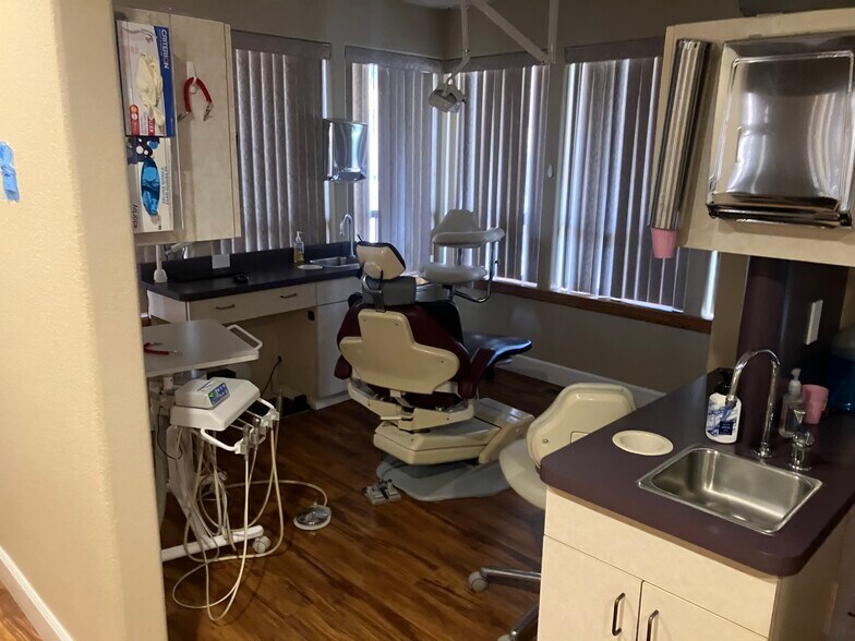 2916 Tunnel St, Placerville, CA à louer - Photo intérieure - Image 2 de 5