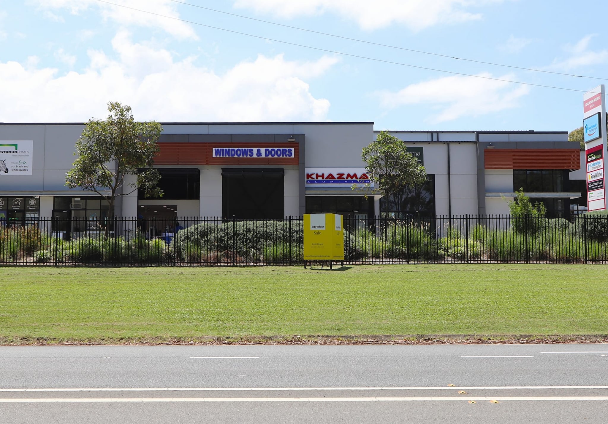 1 Dulmison Ave, Wyong for lease Primary Photo- Image 1 of 3