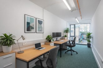 107 Lancaster Rd, Barnet à louer Photo intérieure- Image 2 de 6