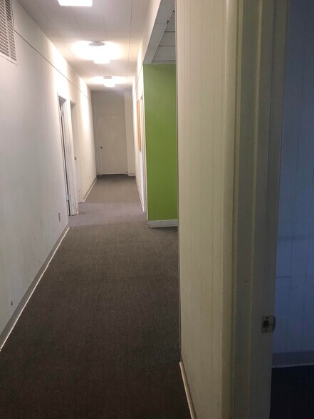 2720 Wrondel Way, Reno, NV à louer - Photo du bâtiment - Image 2 de 11