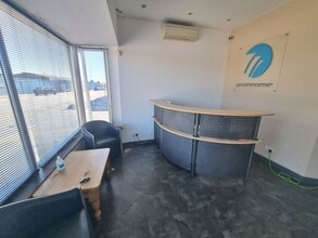 2 Battery Green Rd, Lowestoft for lease Interior Photo- Image 2 of 12