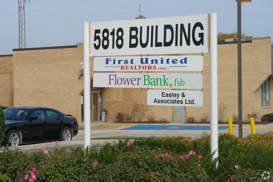 5818 S Archer Rd, Summit, IL à vendre - Photo du bâtiment - Image 3 de 12