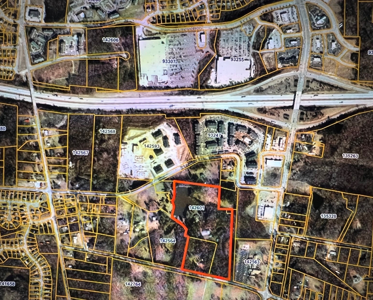 23.96 Acre Multifamily Site portfolio of 2 properties for sale on LoopNet.ca Aerial- Image 1 of 5