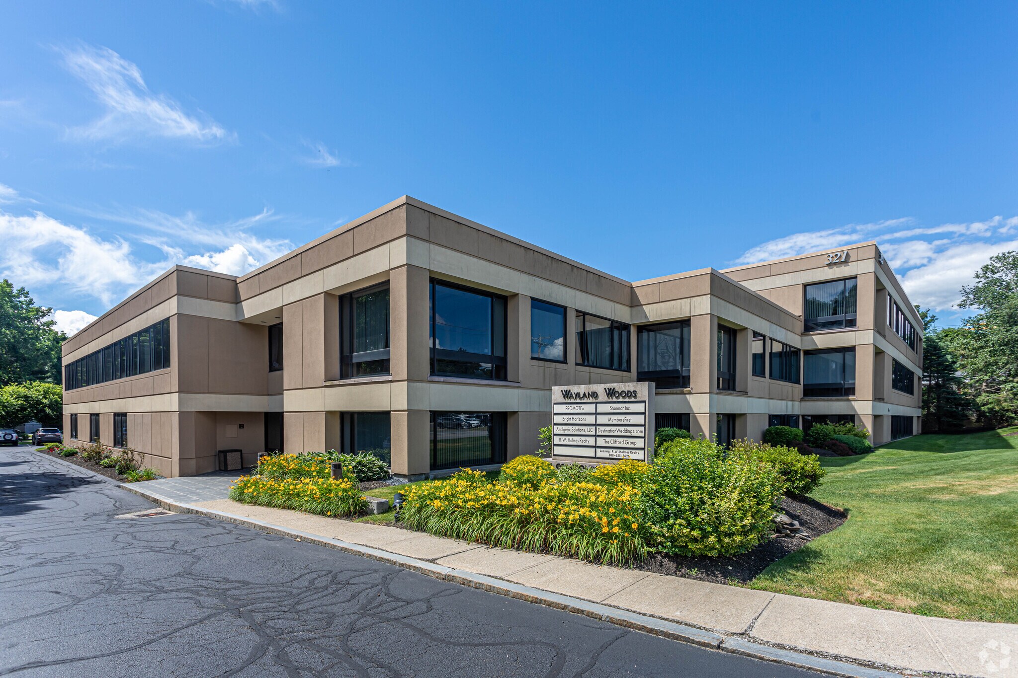 321 Commonwealth Rd, Wayland, MA for lease Primary Photo- Image 1 of 5