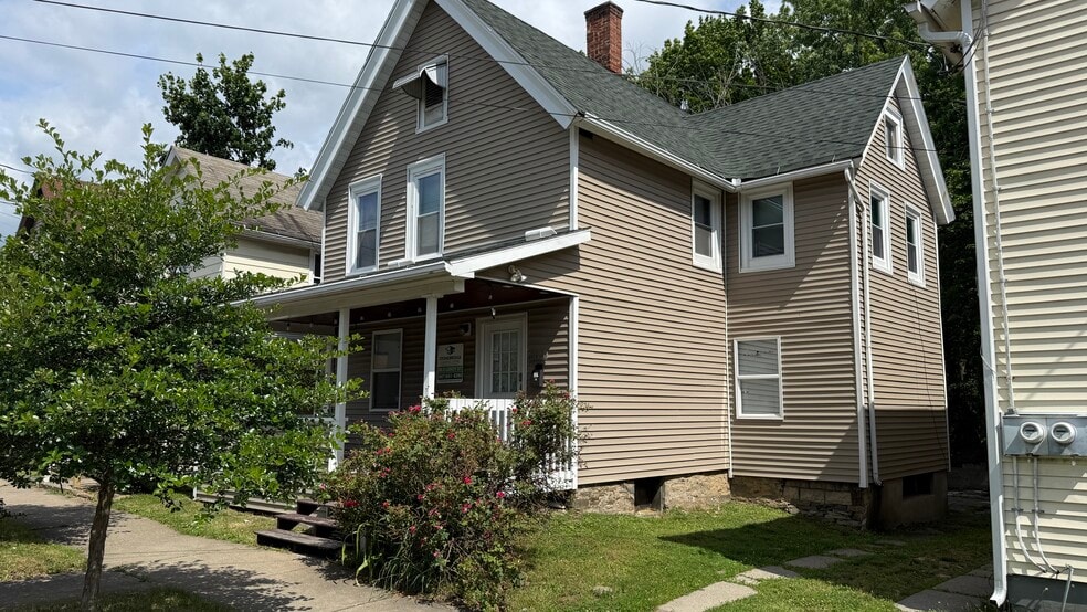 56 1/2 Leroy St, Binghamton, NY for sale - Building Photo - Image 2 of 3