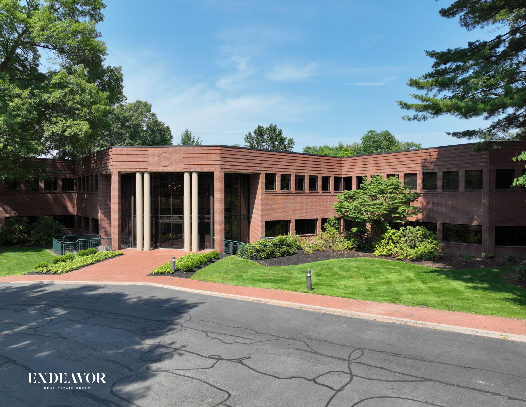 80 Linden Oaks Dr, Rochester, NY for lease Building Photo- Image 1 of 3