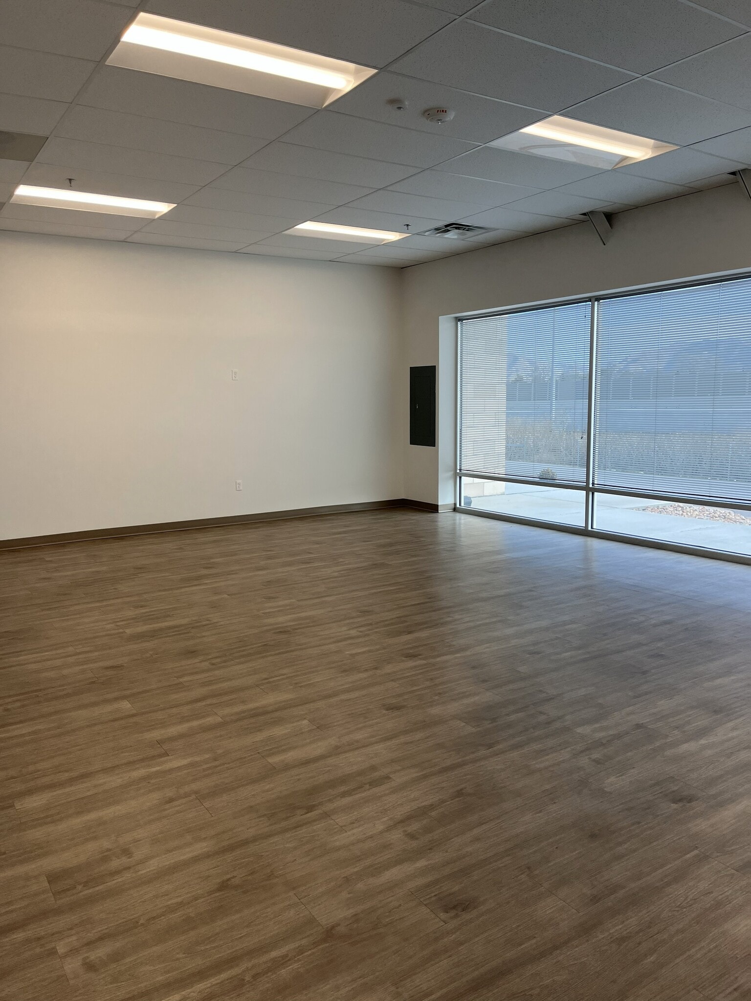 Interstate 215 at 2700 West, Salt Lake City, UT à louer Photo intérieure- Image 1 de 9