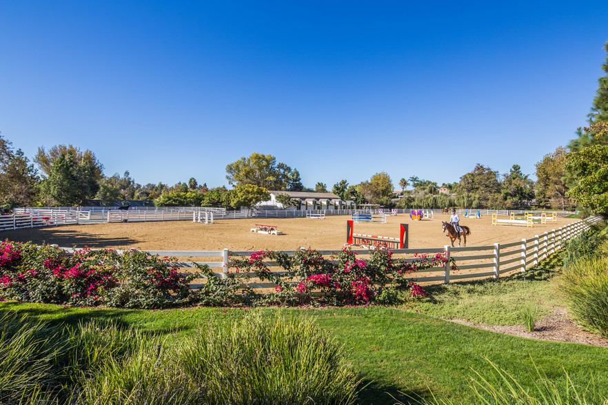 3211 Wildflower Valley Dr, Encinitas, CA à vendre - Photo principale - Image 1 de 1