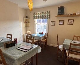 2-8 Latimer St, Romsey for lease Interior Photo- Image 2 of 3