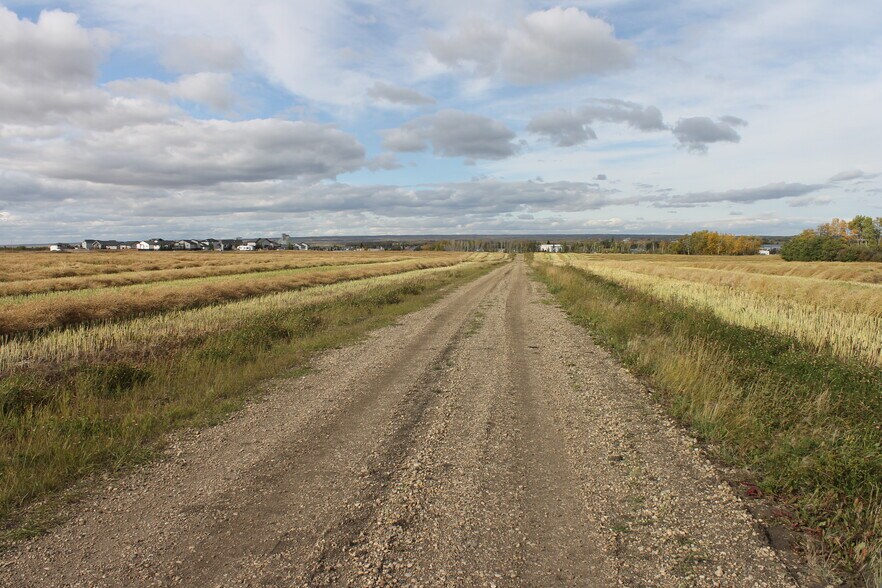 9300 101 Street, Sexsmith, AB à vendre - Photo du bâtiment - Image 1 de 1