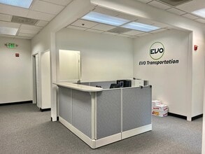 7061 Deepage Dr, Columbia, MD for lease Interior Photo- Image 2 of 4