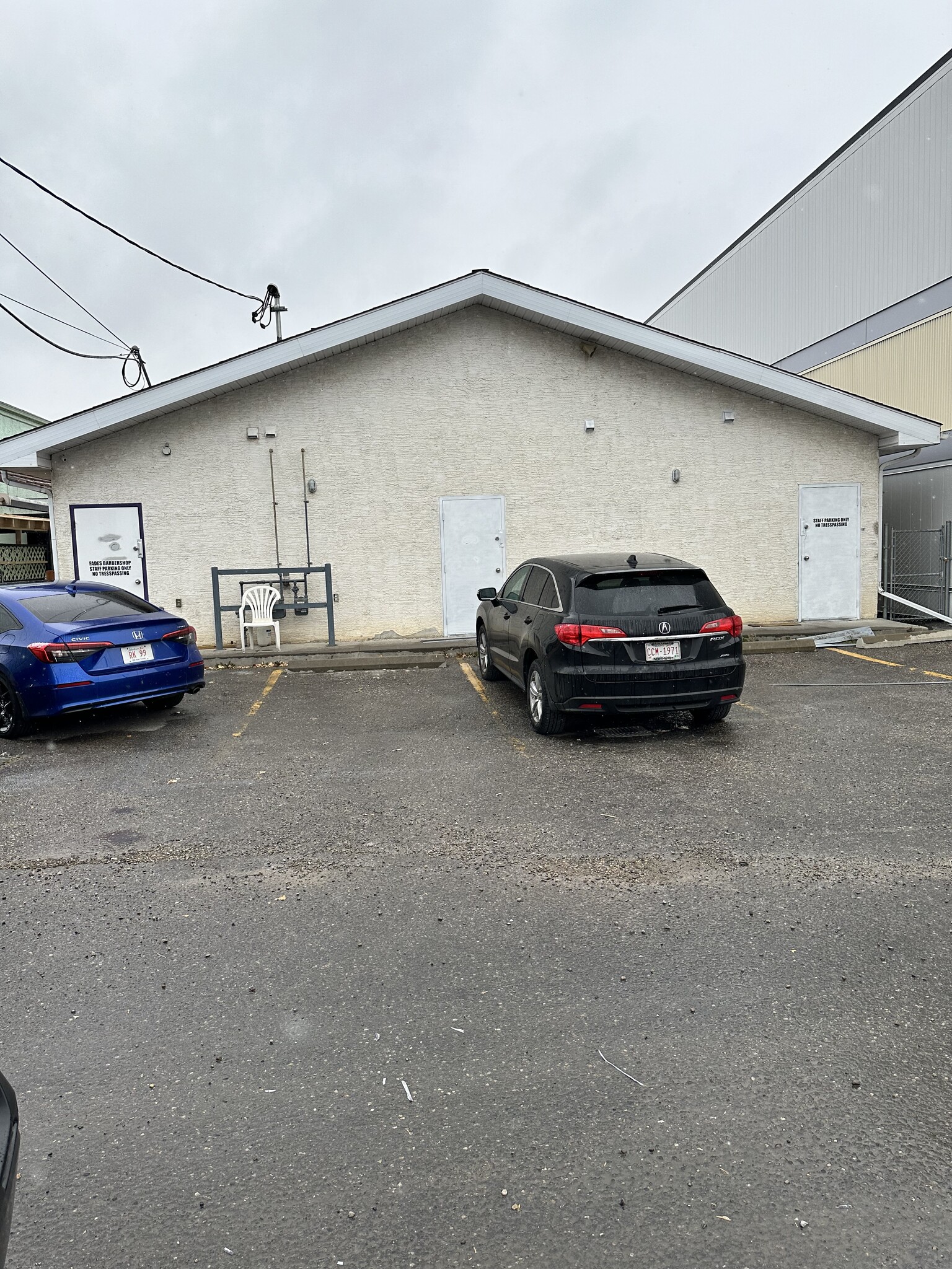 6507-6511 Bowness Rd NW, Calgary, AB for lease Building Photo- Image 1 of 1