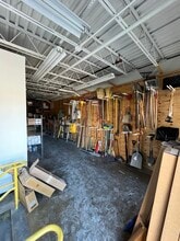 108 Clematis Ave, Waltham, MA à louer Photo intérieure- Image 2 de 19