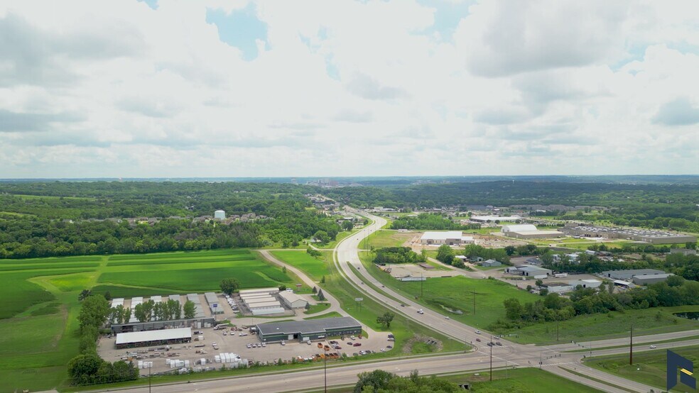 XXX Hwy. 63 & 48th NE st, Rochester, MN à vendre - Vidéo sur l’inscription commerciale - Image 2 de 7