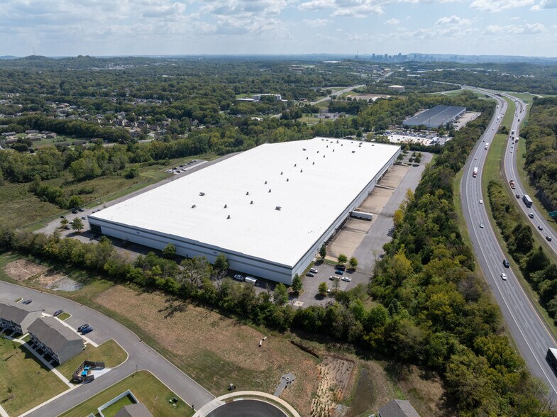 3438 Briley Park Blvd N, Nashville, TN for lease - Building Photo - Image 3 of 6