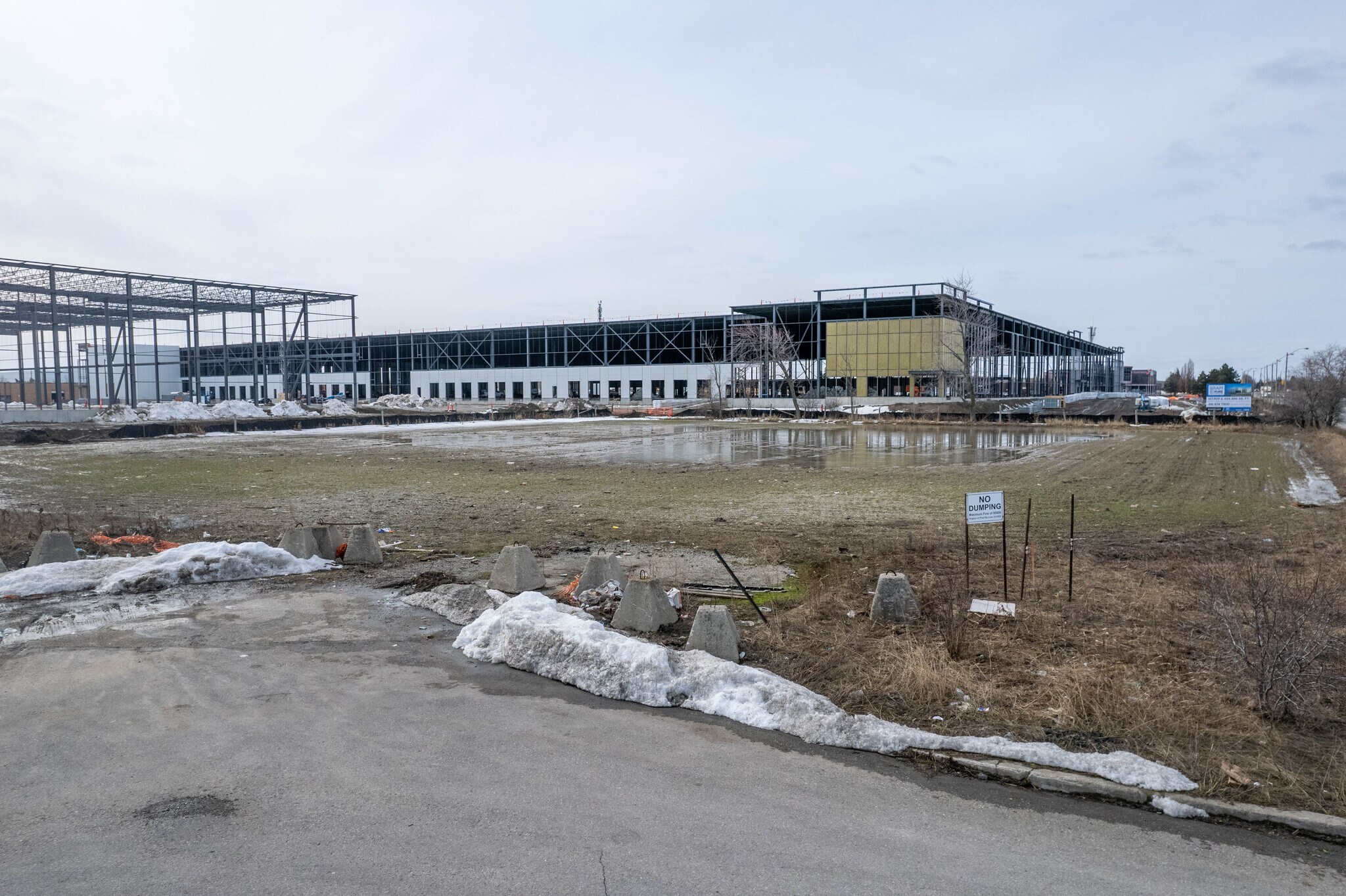 8-10 Queen St W, Brampton, ON for sale Primary Photo- Image 1 of 1