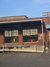 5015-5025 Colorado Ave S, Seattle, WA for lease Building Photo- Image 2 of 9