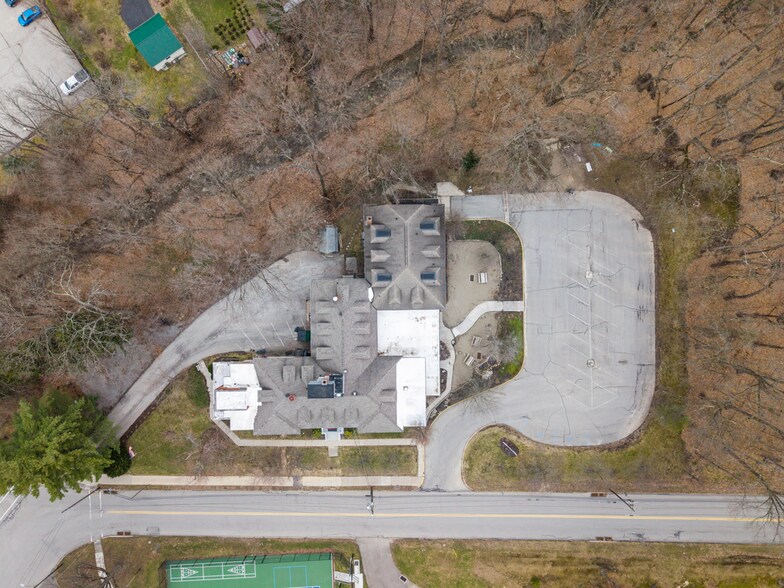 535 Williamson Rd, Meadville, PA à vendre - Photo du bâtiment - Image 3 de 45