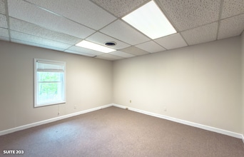 2129 Electric Rd, Roanoke, VA for lease Interior Photo- Image 1 of 4