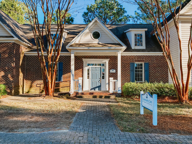 30 Parker Ln, Pinehurst, NC for lease - Building Photo - Image 3 of 6