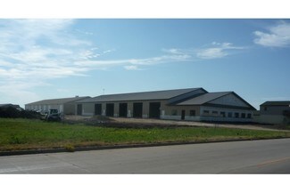 Plus de détails pour 3042 S 39th St, Fargo, ND - Industriel à louer