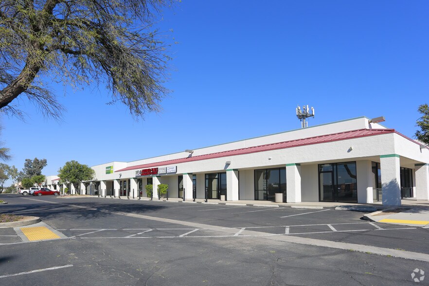 225 E Valencia Rd, Tucson, AZ à louer - Photo principale - Image 1 de 9