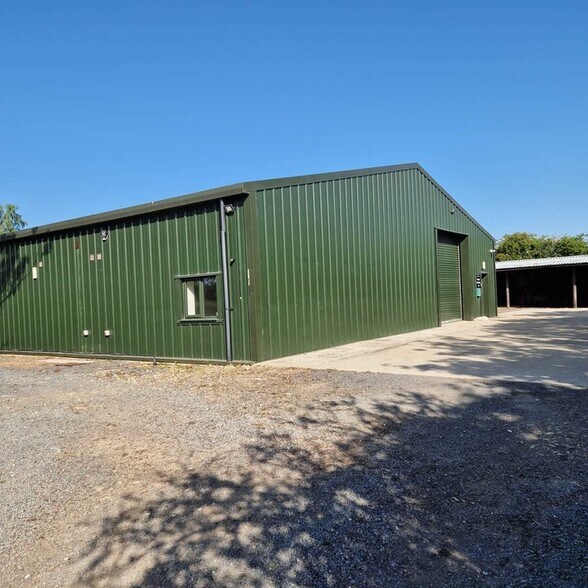 21 Malt Ln, Syresham à louer - Photo du bâtiment - Image 2 de 2