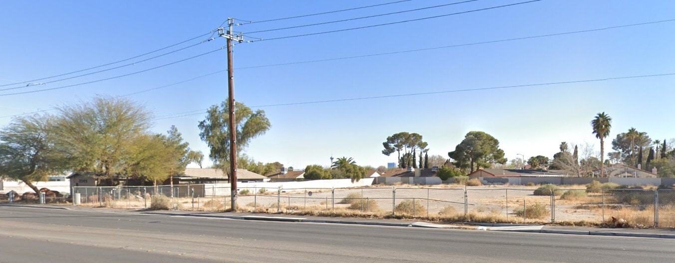 3995 Vegas dr, Las Vegas, NV for lease Primary Photo- Image 1 of 3
