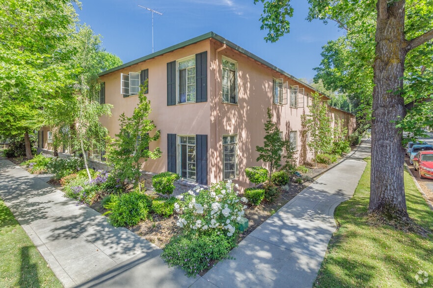 2323-2325 H St, Sacramento, CA for sale - Building Photo - Image 2 of 21