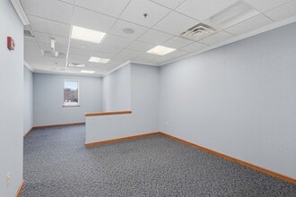 1111 Delafield St, Waukesha, WI for lease Interior Photo- Image 2 of 11